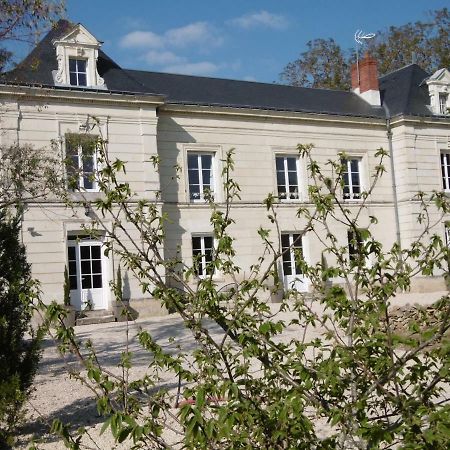 Апартаменты Le Petit Domaine Des Aubuis Шинон Экстерьер фото